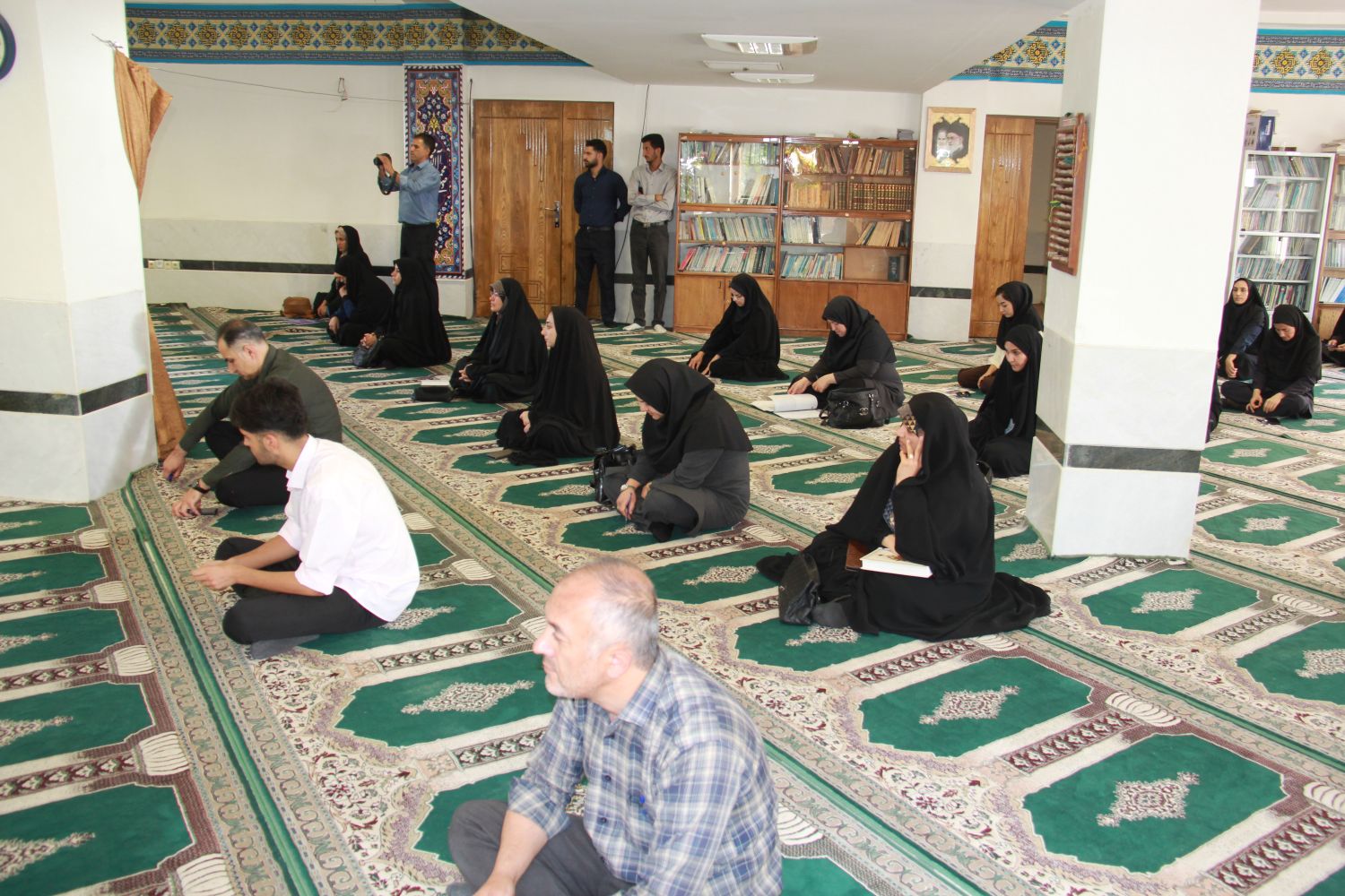 حضور فعال همکاران شرکت آب منطقه‌ای چهارمحال و بختیاری در شانزدهمین دوره مسابقات قرآن و نماز وزارت نیرو