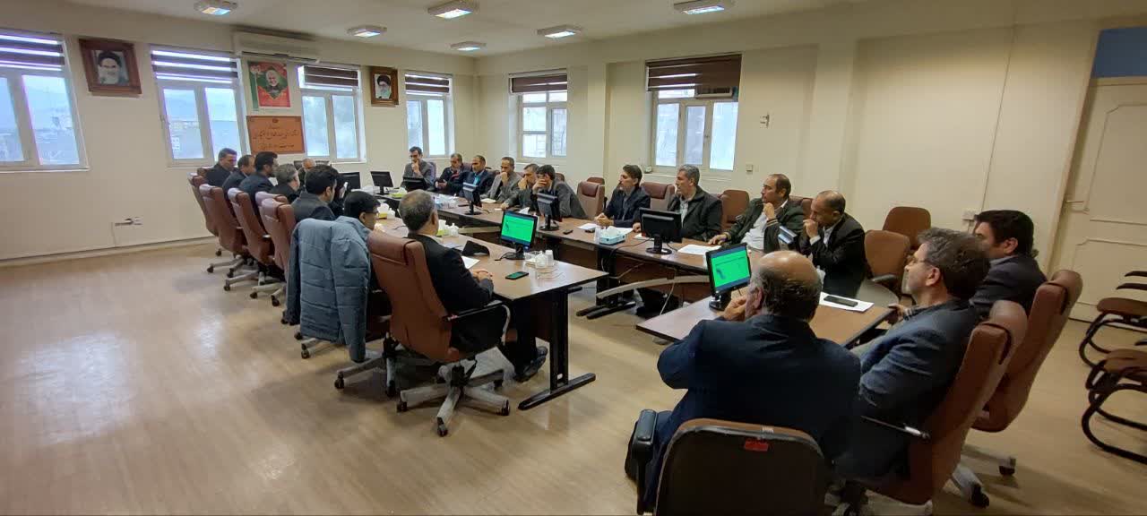 نشست سازگاری با کم‌آبی استان چهارمحال و بختیاری برگزار شد